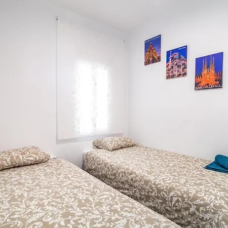 Lovely Apartment Barca 2 Sant Adria de Besos Exterior photo